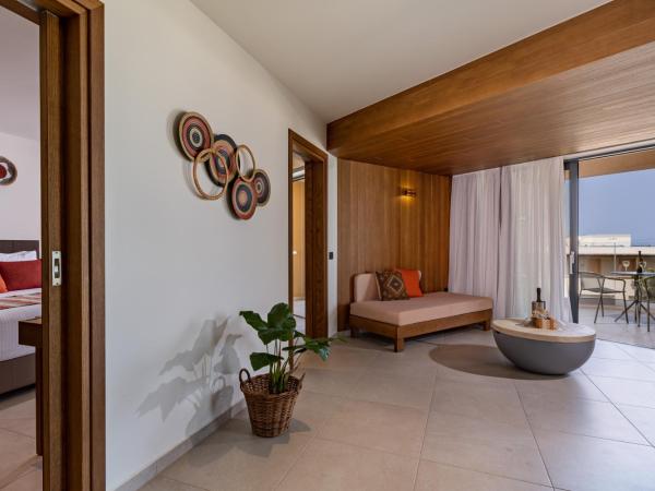 Minos Ambassador Suites & Spa - Adults only : photo 5 de la chambre suite