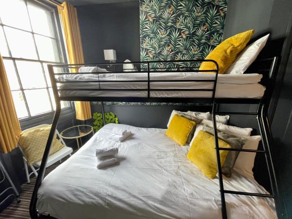 Brighton Black Hotel & Hot Tubs : photo 4 de la chambre chambre familiale