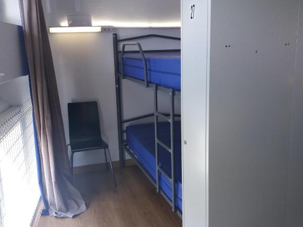 Albergue Monterrey : photo 10 de la chambre lit superposé dans dortoir mixte