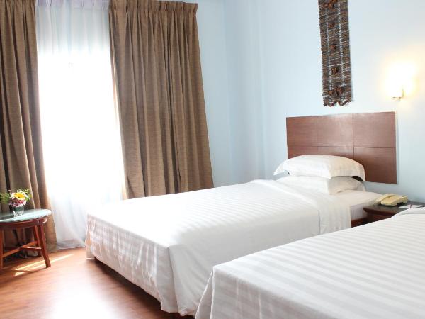 Hotel Maluri : photo 2 de la chambre chambre deluxe avec 2 lits queen-size