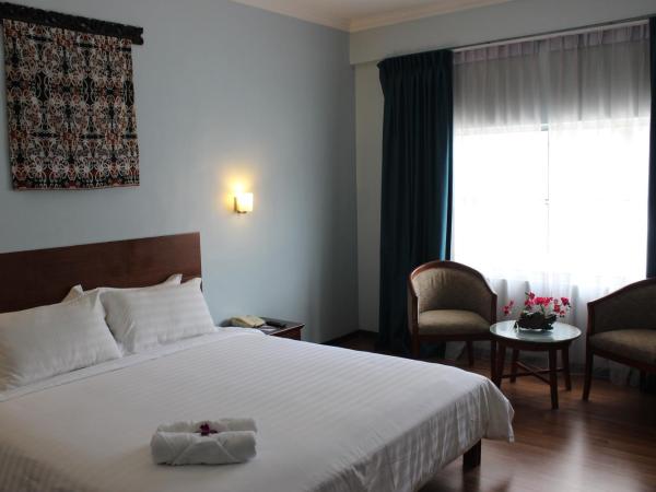 Hotel Maluri : photo 2 de la chambre chambre lit king-size deluxe