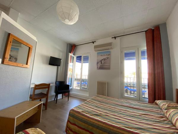 Hôtel Belle Vue d'Angleterre : photo 2 de la chambre chambre triple standard - vue sur mer