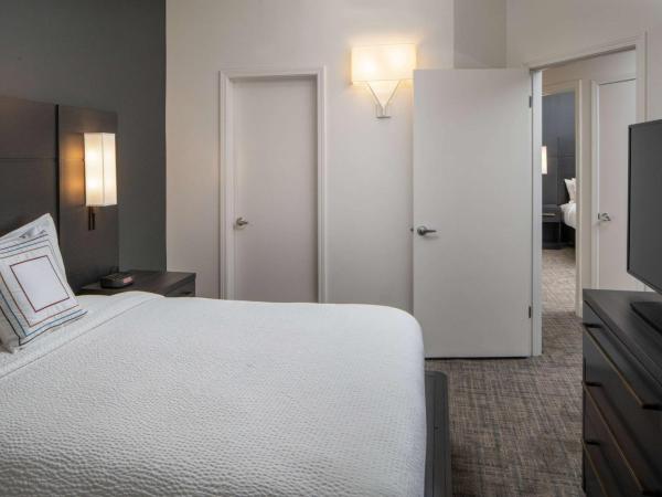 Sonesta ES Suites New Orleans Convention Center : photo 1 de la chambre suite 2 chambres avec 2 lits queen-size