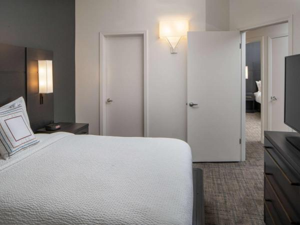 Sonesta ES Suites New Orleans Convention Center : photo 1 de la chambre suite 2 chambres avec 2 lits queen-size