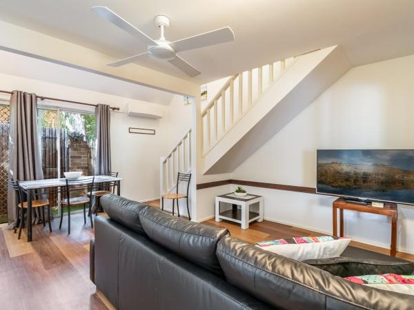 Byron Central Apartments : photo 3 de la chambre loft avec lit queen-size