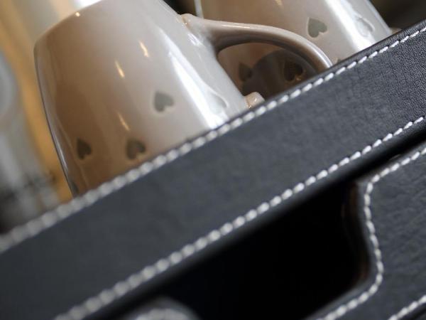 Hotel Le Mas de Castel - Piscine chauffee : photo 1 de la chambre chambre double supérieure avec terrasse