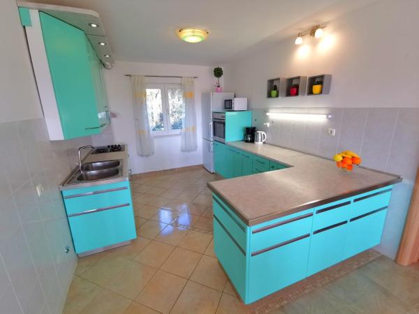 Apartments CVITA HOLIDAY - Villa NATALI : photo 8 de la chambre appartement supérieur