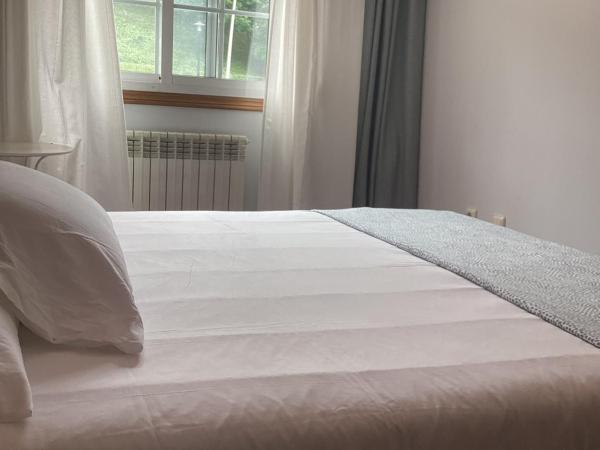 Saudade Hostal Cafetería : photo 6 de la chambre chambre double