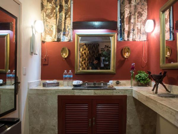 Villablanca Garden Beach Hotel : photo 7 de la chambre chambre double deluxe avec baignoire