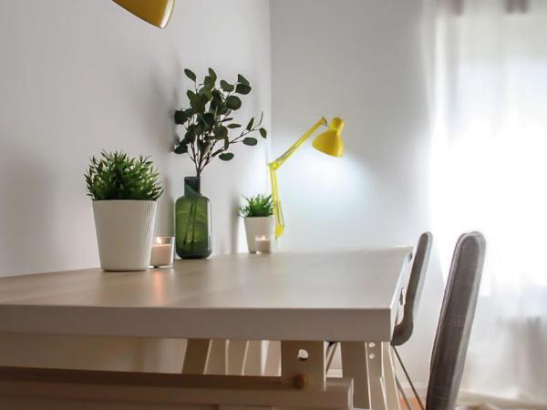 Real Beds Madrid : photo 9 de la chambre chambre double ou lits jumeaux avec salle de bains privative