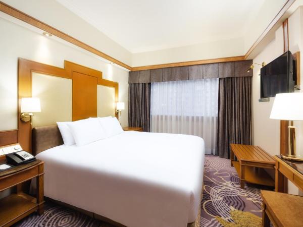 Hotel Sintra : photo 2 de la chambre suite d’angle lit king-size