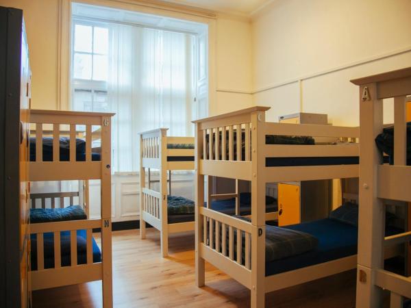 Edinburgh Backpackers : photo 1 de la chambre lit dans dortoir mixte de 8 lits 