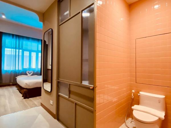 Miami Hotel Bangkok - SHA Plus : photo 1 de la chambre chambre lit king-size premier