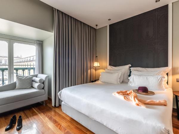 Pousada de Lisboa - Small Luxury Hotels Of The World : photo 1 de la chambre chambre premium avec lit king-size