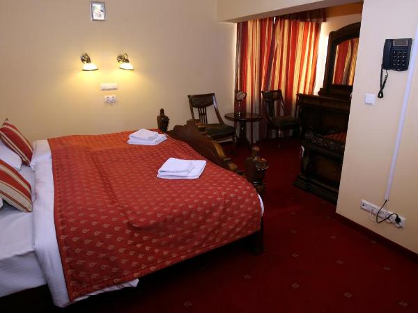 Daisy Superior : photo 1 de la chambre chambre triple avec salle de bains privative