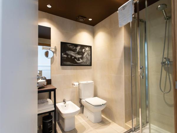 Hotel Trueba : photo 4 de la chambre chambre double Économique avec balcon