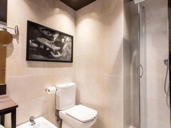 Hotel Trueba : photo 5 de la chambre chambre double Économique avec balcon