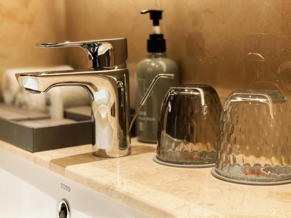 Primcasa Chengdu : photo 3 de la chambre chambre double avec balcon