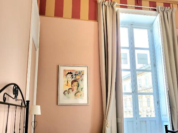 varcOrtigia Bed and Breakfast : photo 6 de la chambre chambre triple avec balcon