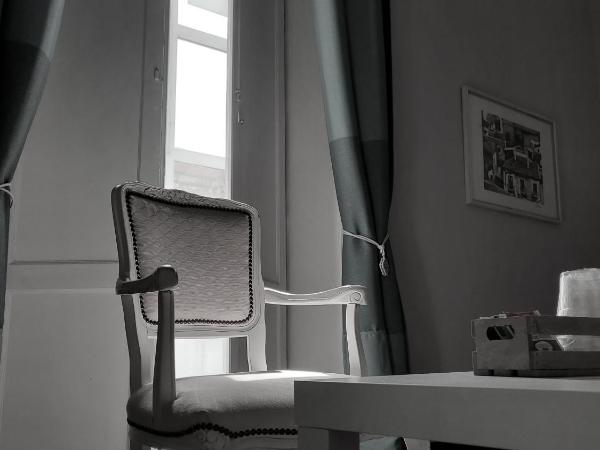 varcOrtigia Bed and Breakfast : photo 2 de la chambre chambre triple avec balcon