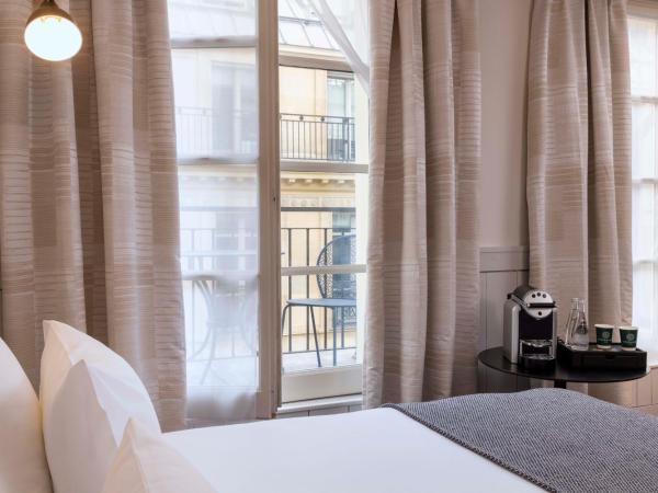 Hôtel Hélios Opéra : photo 4 de la chambre chambre double ou lits jumeaux deluxe avec balcon