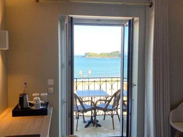 Hôtel de la Plage - Saint Jean de Luz : photo 10 de la chambre chambre avec balcon - vue sur mer