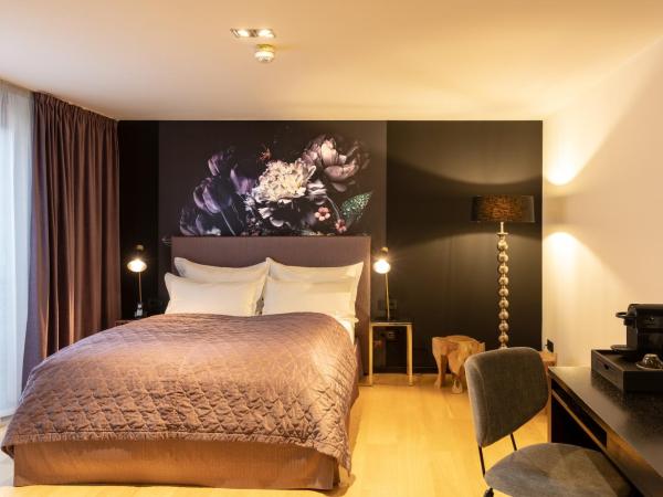 La Mansion Vi Vadi Hotel : photo 1 de la chambre chambre double lumière