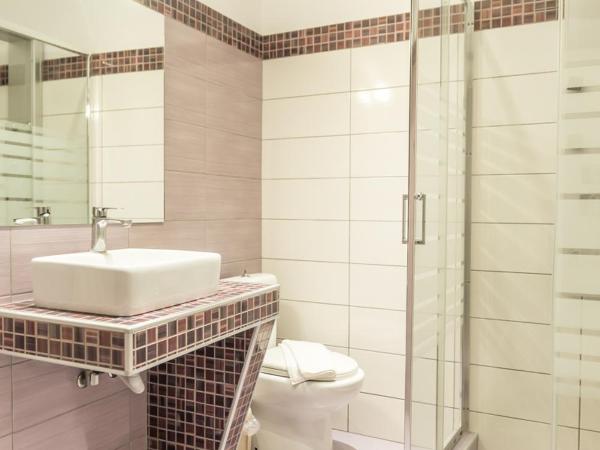 Politia : photo 5 de la chambre chambre familiale supérieure (2 adultes + 2 enfants)