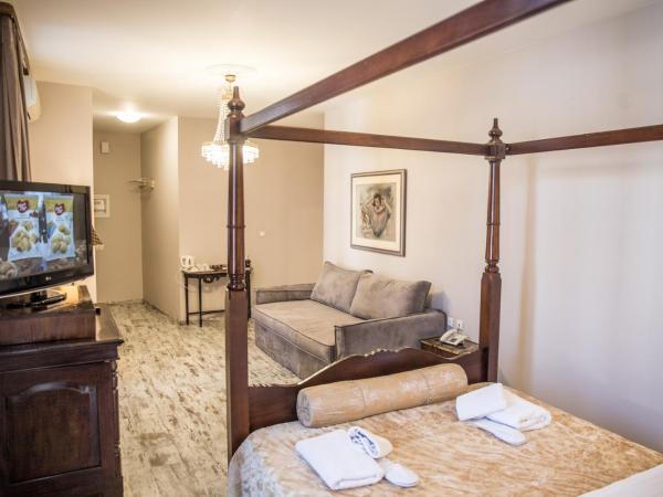 Politia : photo 7 de la chambre chambre familiale supérieure (2 adultes + 2 enfants)