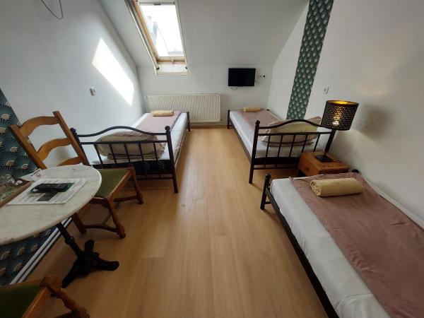 Palma Vendégház : photo 1 de la chambre chambre triple