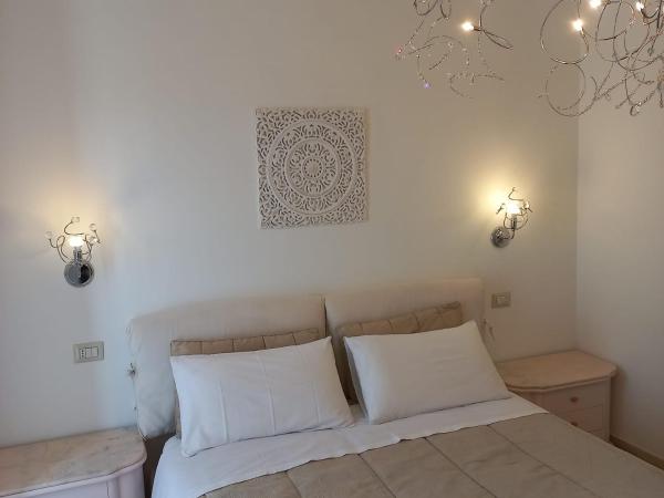 B&B Villa Orchidea : photo 8 de la chambre chambre double avec balcon