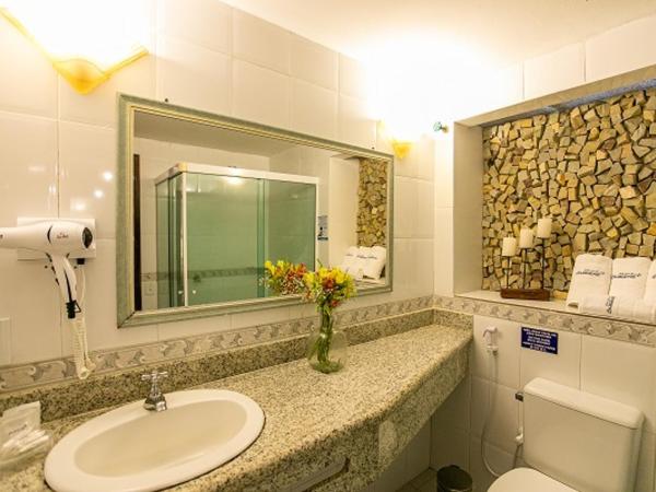 Pousada Casa do Catavento : photo 5 de la chambre chambre double supérieure avec balcon