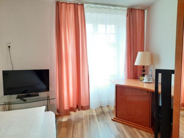 Spalenbrunnen Hotel & Restaurant Basel City Center : photo 1 de la chambre chambre simple