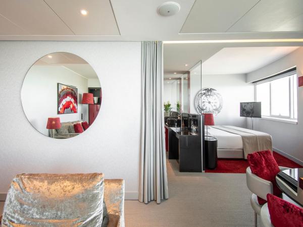 MYRIAD by SANA Hotels : photo 5 de la chambre suite