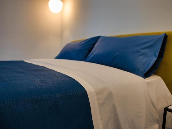 WeRooms : photo 4 de la chambre chambre triple avec balcon