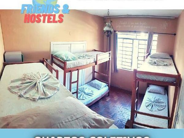 Friends e Hostels : photo 1 de la chambre lit dans dortoir pour hommes