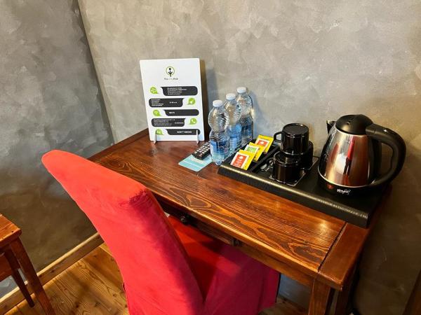 BORGHETTO AIRPORT/HOSPITAL : photo 7 de la chambre chambre double avec salle de bains privative