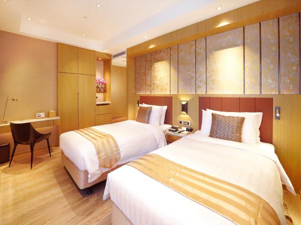 Grand Dragon Hotel : photo 2 de la chambre chambre double ou lits jumeaux standard