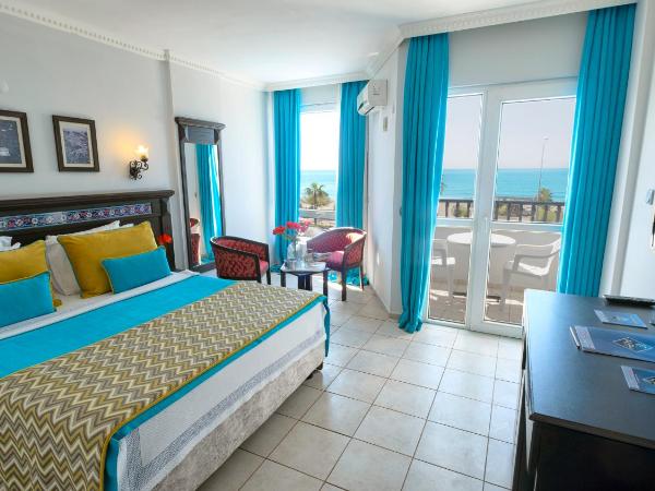 Big Blue Sky Hotel - All Inclusive : photo 3 de la chambre chambre double deluxe avec balcon - vue sur mer