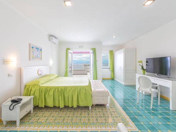 Hotel La Madonnina : photo 3 de la chambre suite junior avec terrasse