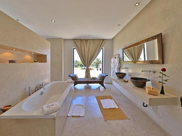 DAR NOUJOUM : photo 4 de la chambre chambre lit king-size - vue sur montagne