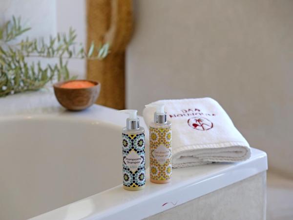 DAR NOUJOUM : photo 7 de la chambre chambre lit king-size - vue sur montagne