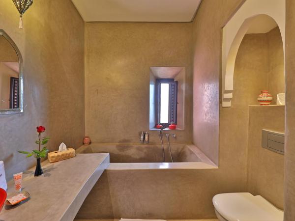 DAR NOUJOUM : photo 4 de la chambre chambre double deluxe avec douche