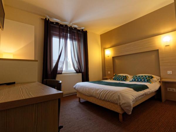 Hotel Restaurant L Echo du Lac : photo 1 de la chambre chambre double confort - vue sur lac (pas d’accès ascenseur)