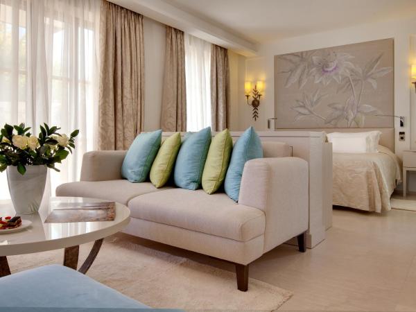 Domaine du Mas De Pierre : photo 5 de la chambre suite junior fleurs