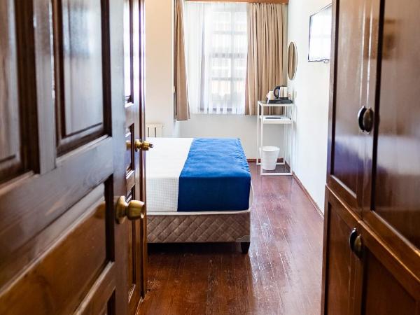 Hotel Vera : photo 1 de la chambre grande chambre simple