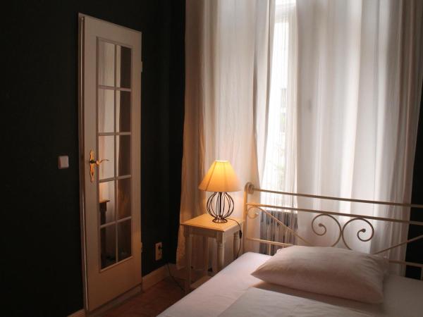 Hotel-Maison Am Olivaer Platz : photo 6 de la chambre chambre simple standard
