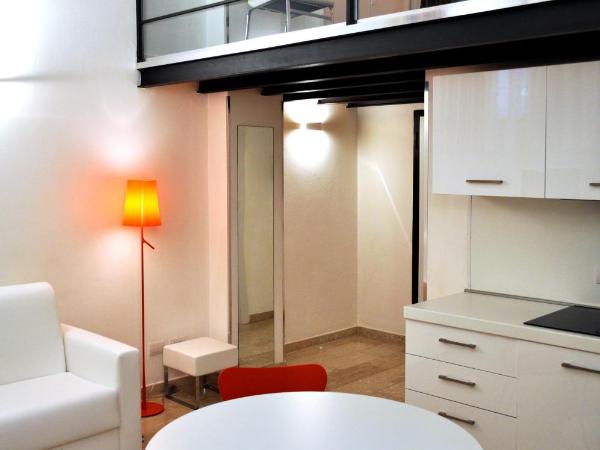 BB Hotels Aparthotel Bocconi : photo 3 de la chambre loft - sous-sol