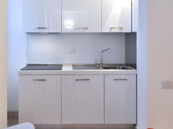 BB Hotels Aparthotel Bocconi : photo 10 de la chambre loft - sous-sol