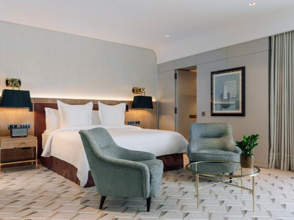 Four Seasons Hotel Ritz Lisbon : photo 7 de la chambre suite 1 chambre lit king-size four seasons